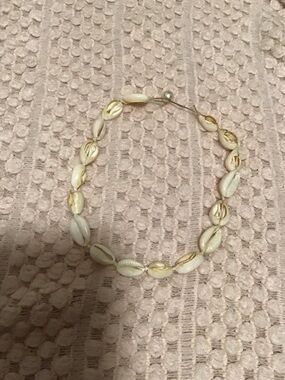 Cowrie shell Choker Necklace UNISEX